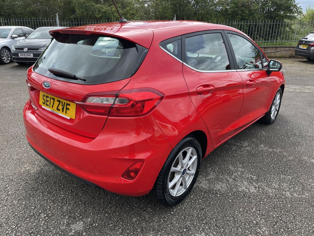 Ford Fiesta 1.0 T Ecoboost Zetec Red