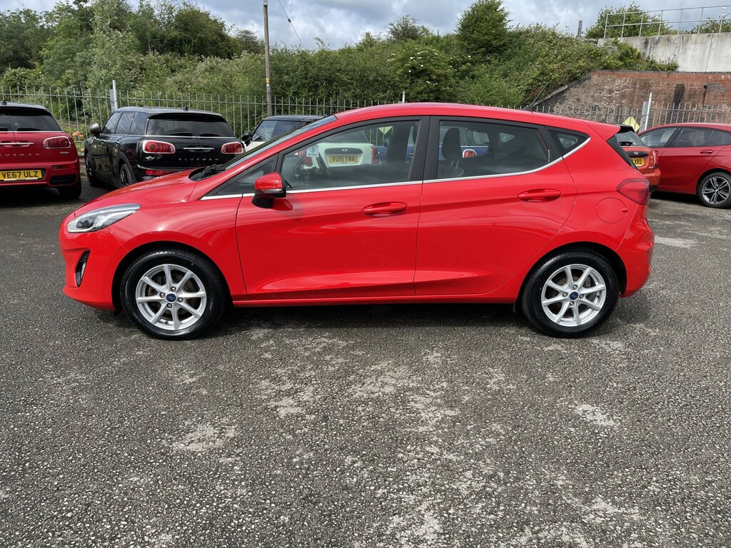 Ford Fiesta 1.0 T Ecoboost Zetec SE17ZVF Red #4