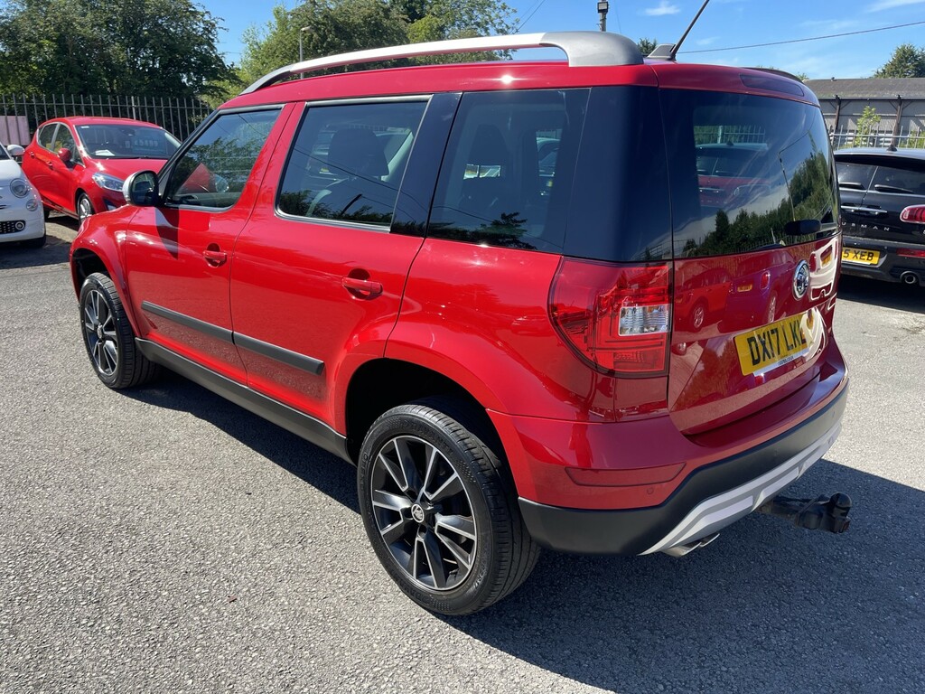 Skoda Yeti 2.0 Tdi Se L Drive Red #2