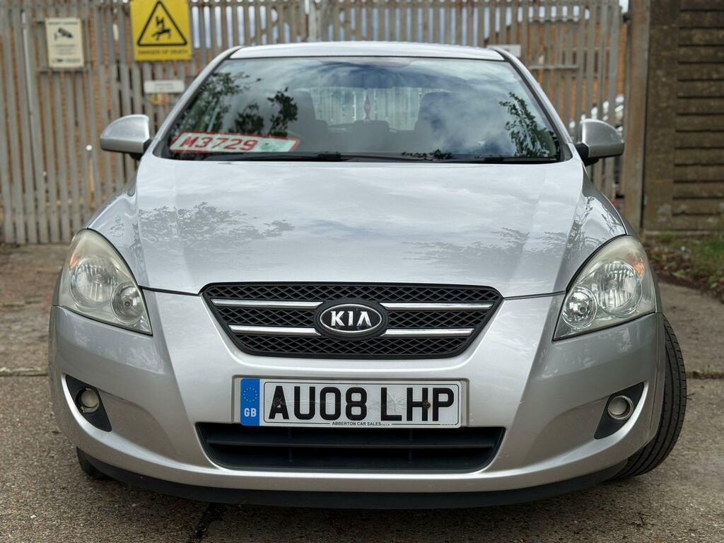 Kia Ceed Ls Silver #2