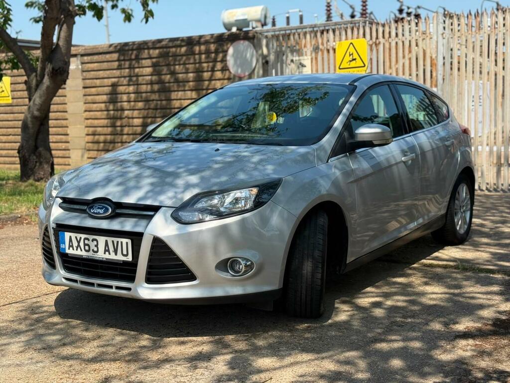 Ford Focus 1.0T Ecoboost Titanium Navigator Euro 5 Ss Silver #3