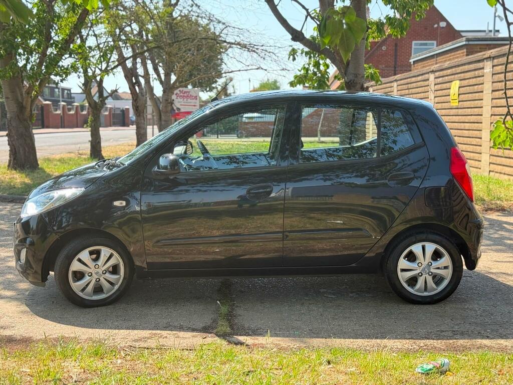 Hyundai I10 Active Black #4