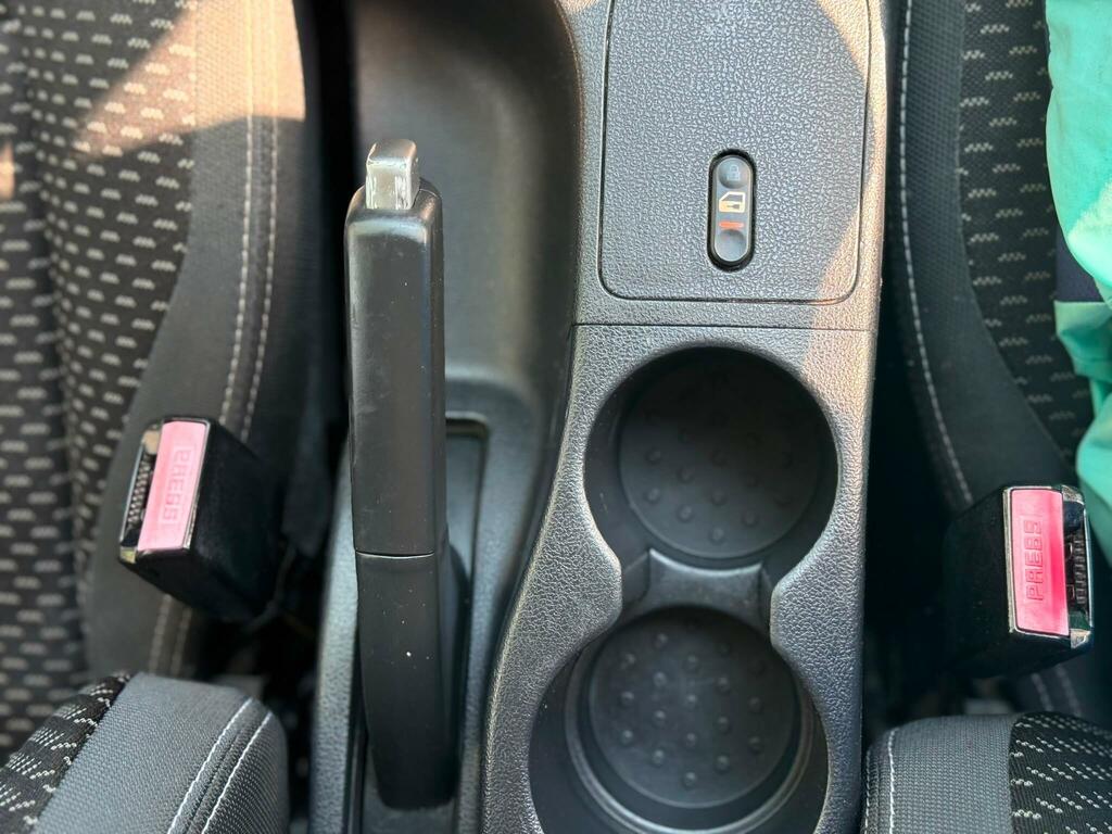 Nissan Qashqai Hatchback Black #35