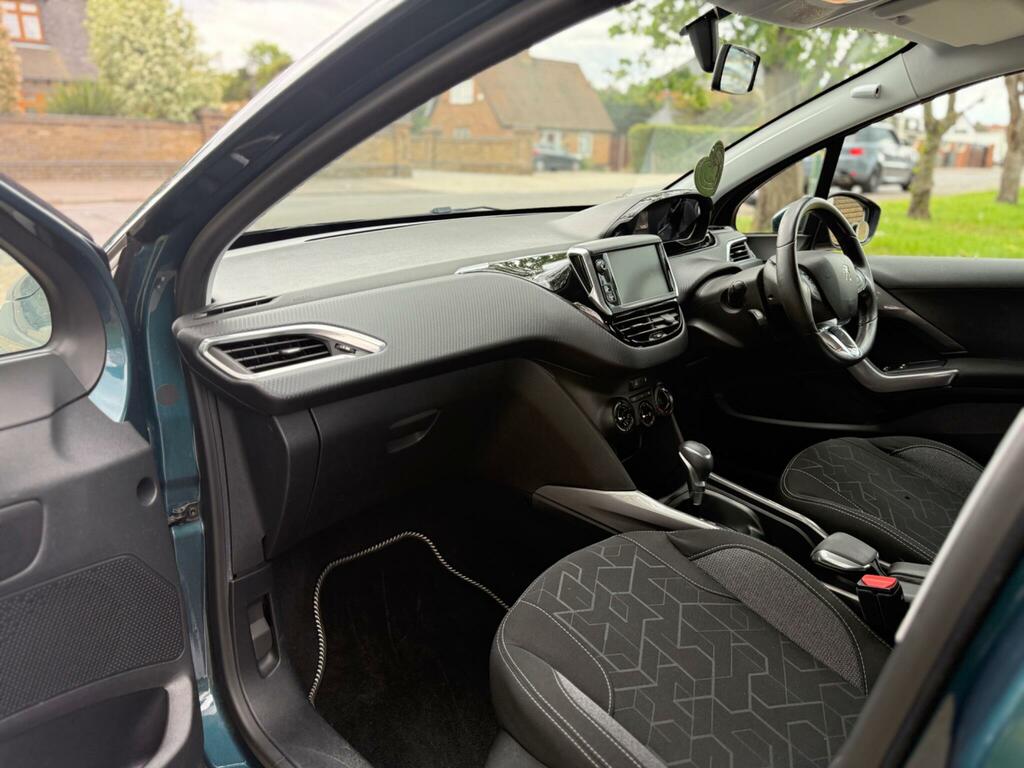 Peugeot 2008 1.2 Puretech Gt Line Suv White #10