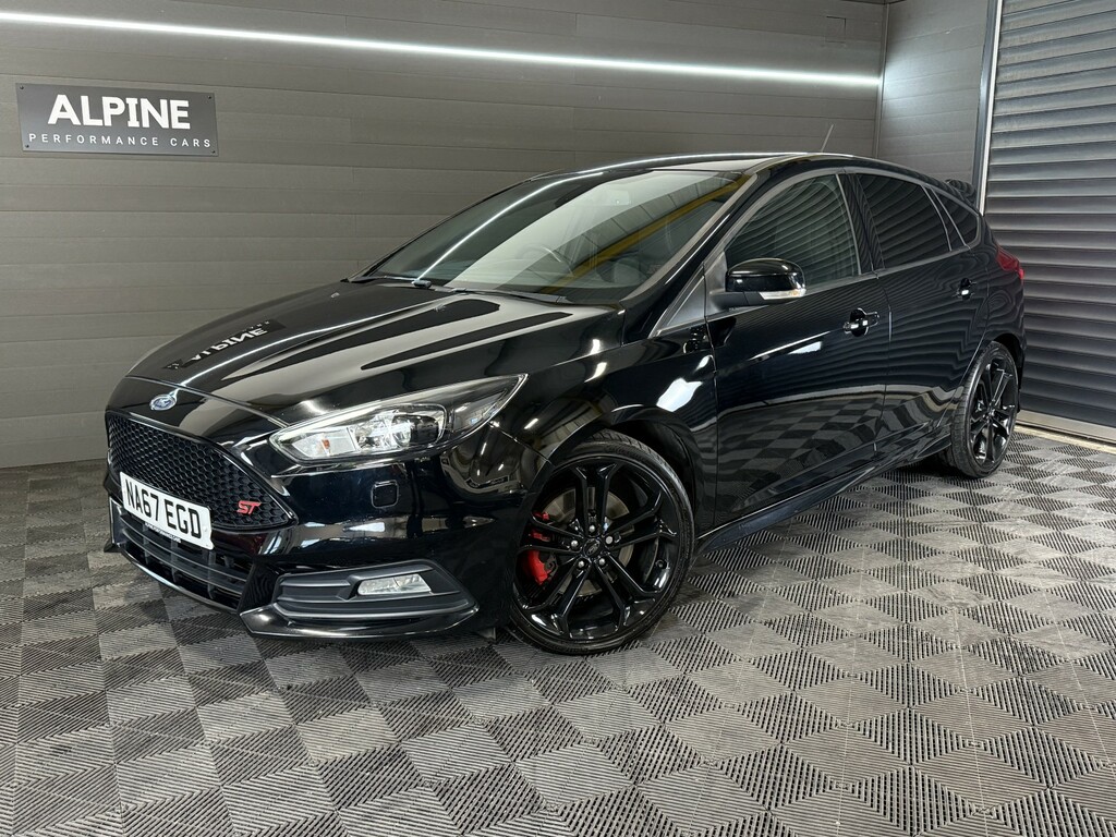 Ford Focus 2.0 T Ecoboost St-3 NA67EGD Black