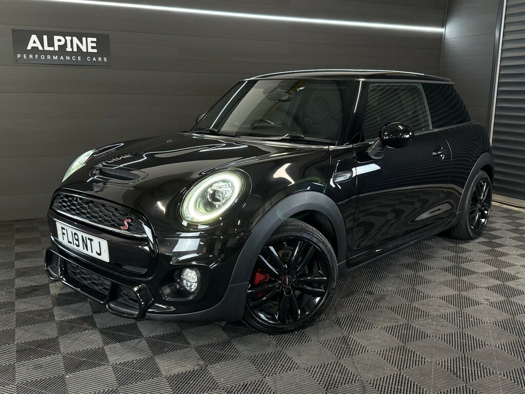 Mini Hatch 2.0 3-Door Hatch Cooper S Sport Black