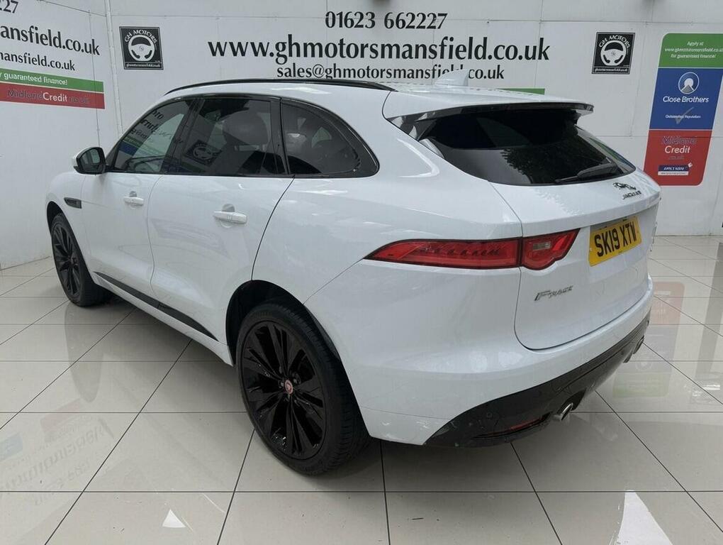 Jaguar F-Pace Suv 3.0 D300 V6 S Awd Euro 6 Ss 2019 White #4