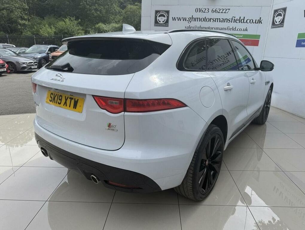 Jaguar F-Pace Suv 3.0 D300 V6 S Awd Euro 6 Ss 2019 White #6