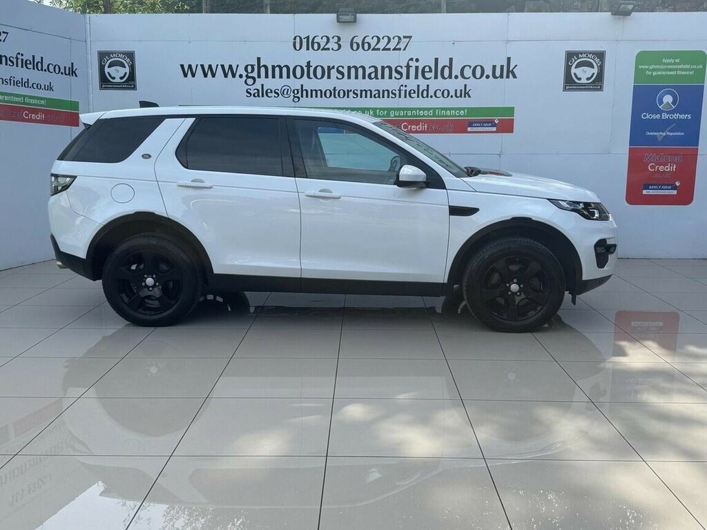 Land Rover Discovery Sport Suv 2.0 Td4 Se Tech 4Wd Euro 6 Ss 5 Seat YS17YHN White #4