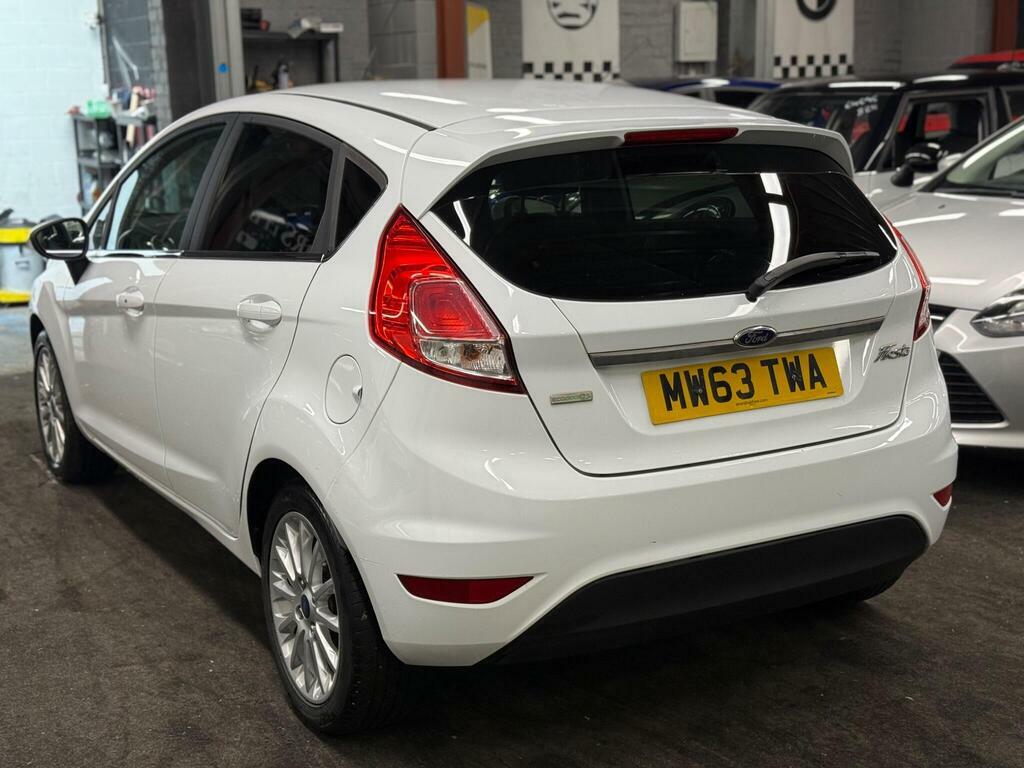 Ford Fiesta 1.0T Ecoboost Titanium X Euro 5 S S MW63TWA White #4