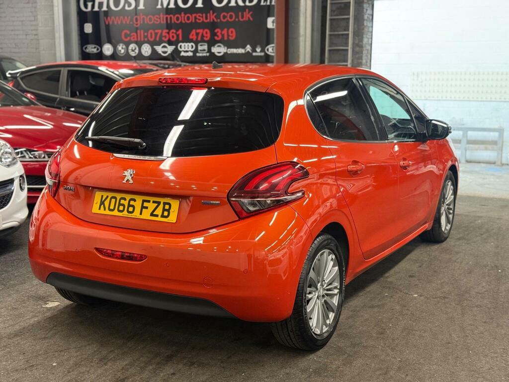 Peugeot 208 1.2 Puretech Allure Euro 6 K066FZB Orange #6
