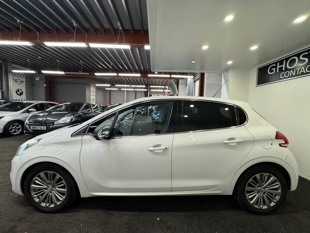 Peugeot 208 1.6 Bluehdi Allure Euro 6 S S MP65EOM White #4