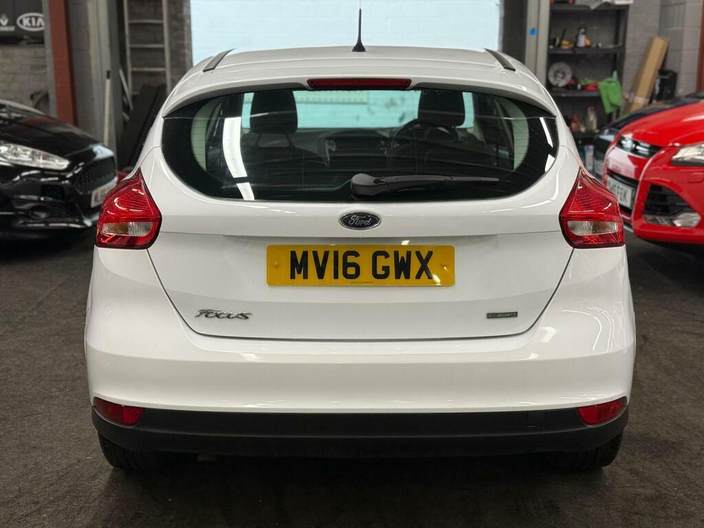 Ford Focus 1.0T Ecoboost Zetec Euro 6 S S MV16GWX White #5