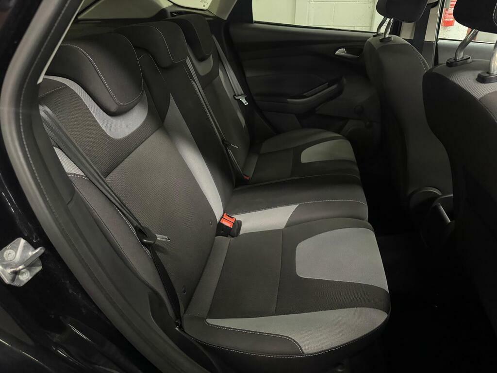 Ford Focus 1.6 Zetec Tdci 113 Bhp Silver #11