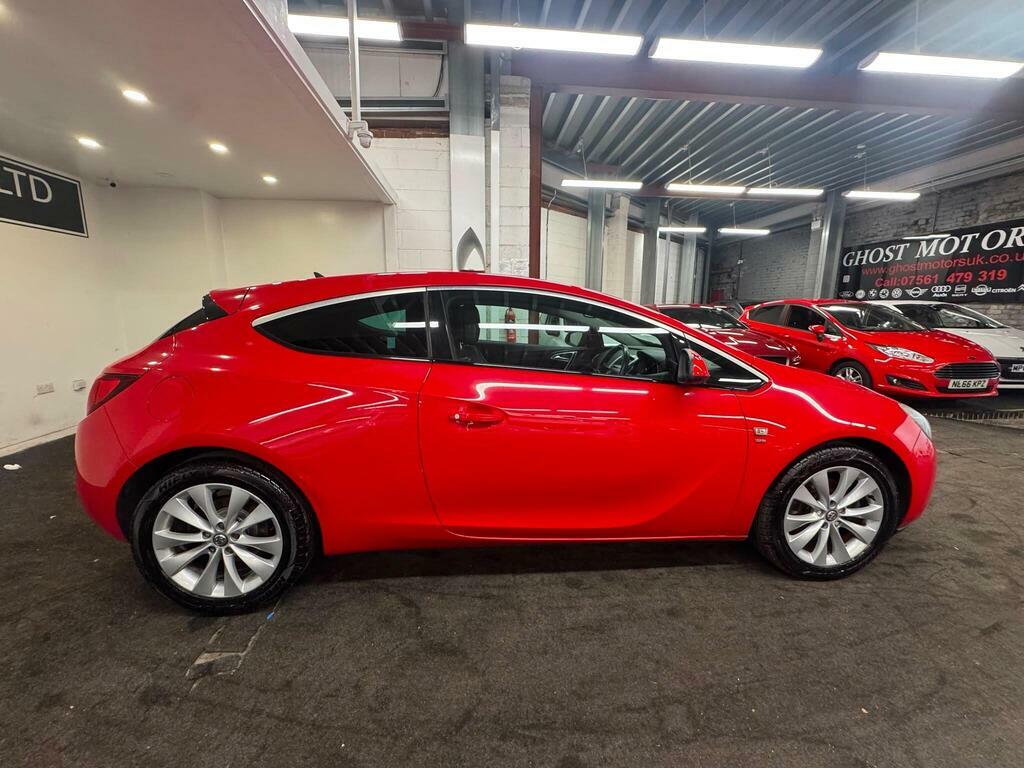 Vauxhall Astra GTC Astra Gtc Sri T White #7