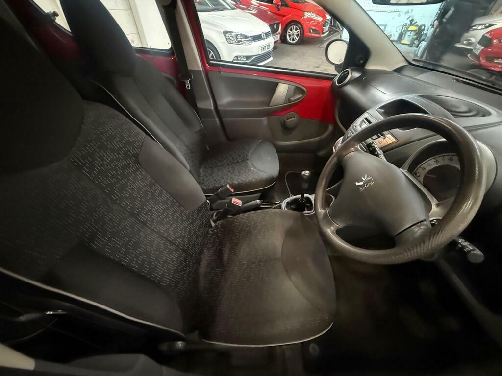 Peugeot 107 1.0 12V Urban Euro 5 Red #6