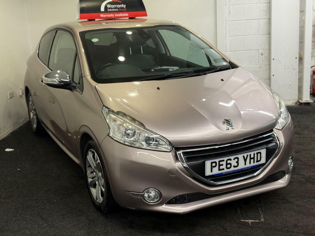 Peugeot 208 1.2 Vti Allure Euro 5 Pink #3