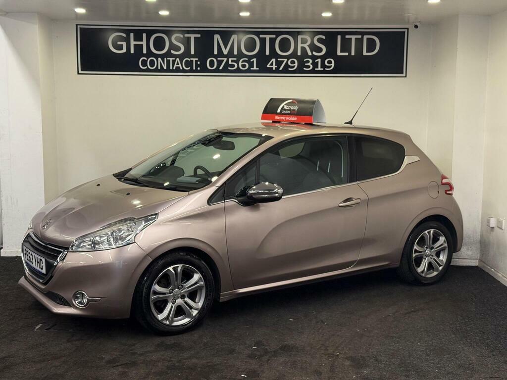 Peugeot 208 1.2 Vti Allure Euro 5 Pink