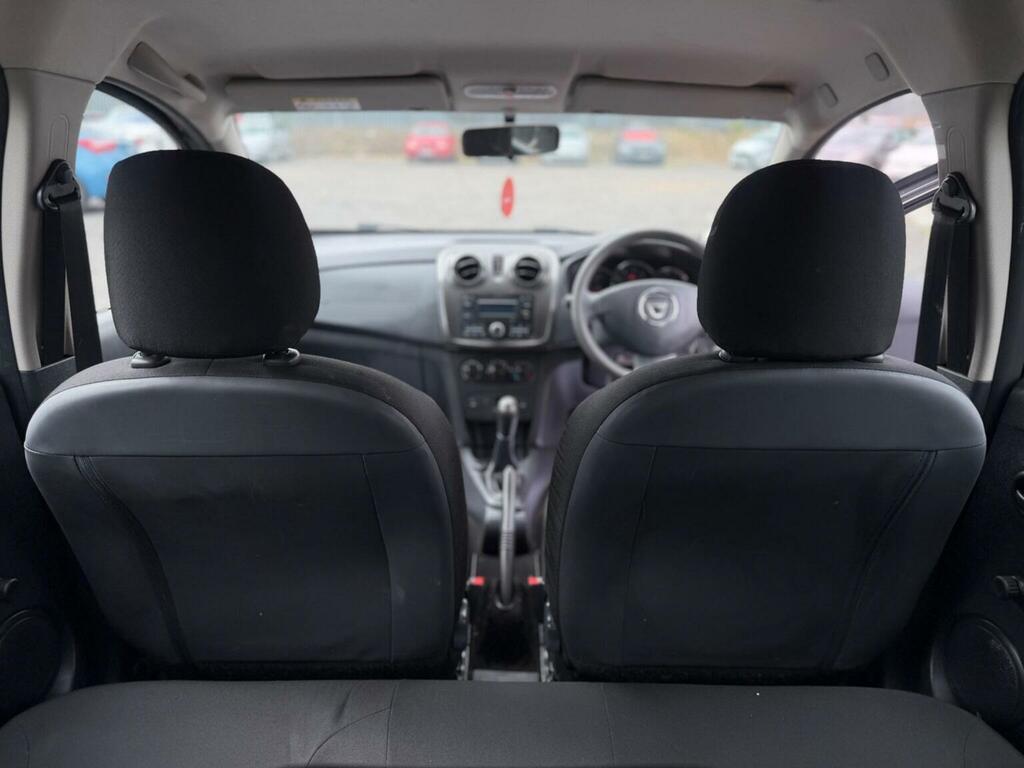 Dacia Sandero 1.2 16V 75 Ambiance Red #15