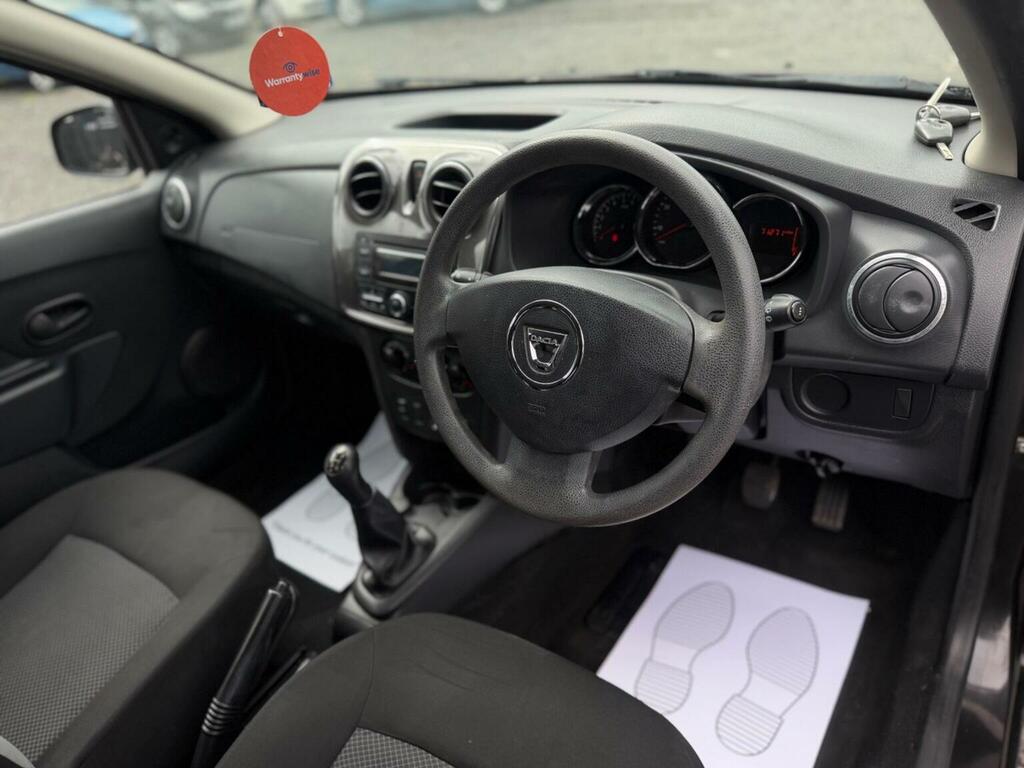 Dacia Sandero 1.2 16V 75 Ambiance Red #18