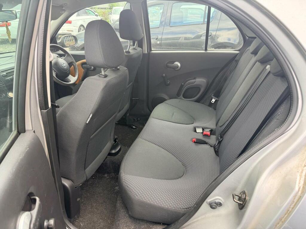 Nissan Micra Essenza Cc Red #8