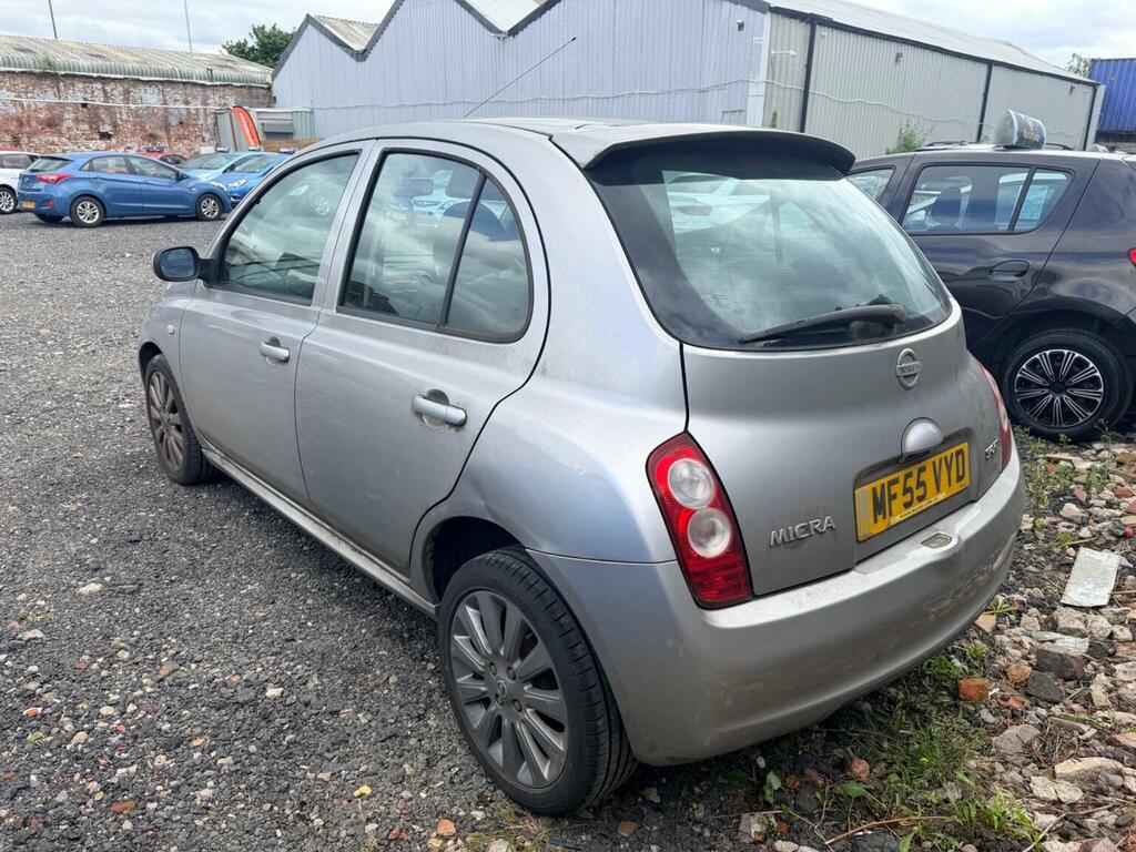Nissan Micra Essenza Cc Red #7