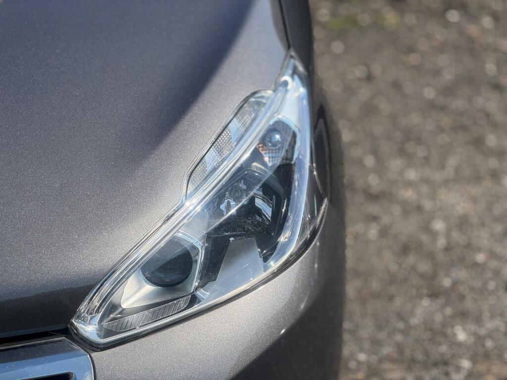 Peugeot 208 1.2 Puretech Active Euro 6 Ss Silver #27