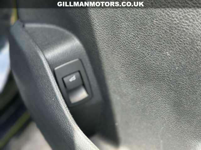 BMW 2 Series Active Tourer Sport White #18