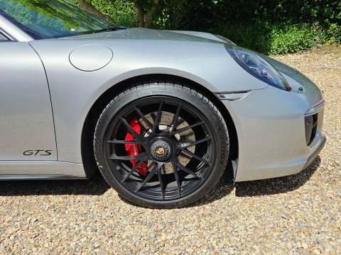 Porsche 911 911 Carrera 4 Gts Grey #4