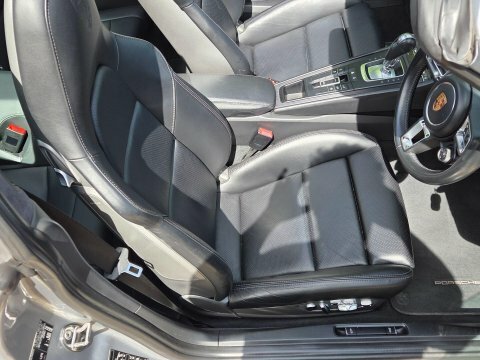 Porsche 911 911 Carrera 4 Gts Grey #17
