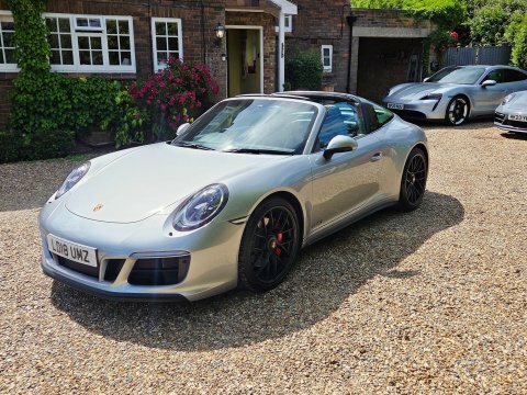 Porsche 911 911 Carrera 4 Gts Grey #13