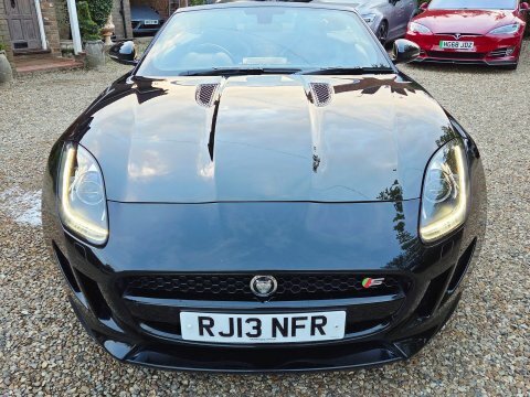Jaguar F-Type 5.0 Supercharged V8 S Convertible Red #2