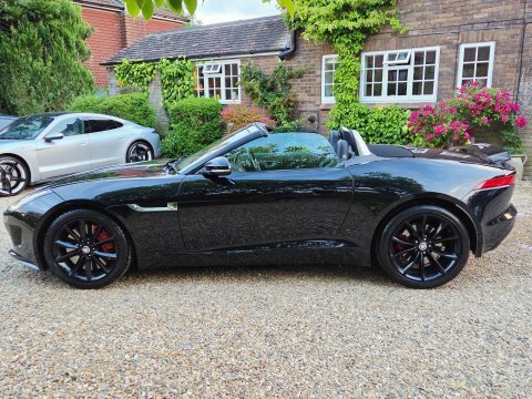 Jaguar F-Type 5.0 Supercharged V8 S Convertible Red #12