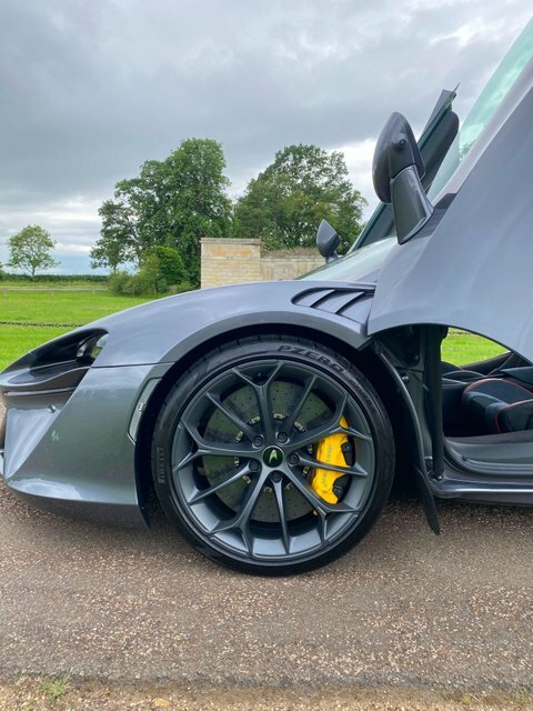 McLaren Artura Spider Black #27