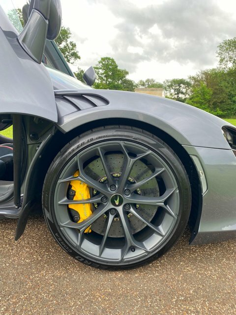 McLaren Artura Spider Black #25