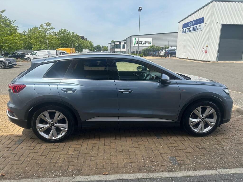 Audi Q4 E Tron Q4 S Line 40 E-tron 150,00 Kw Black #11