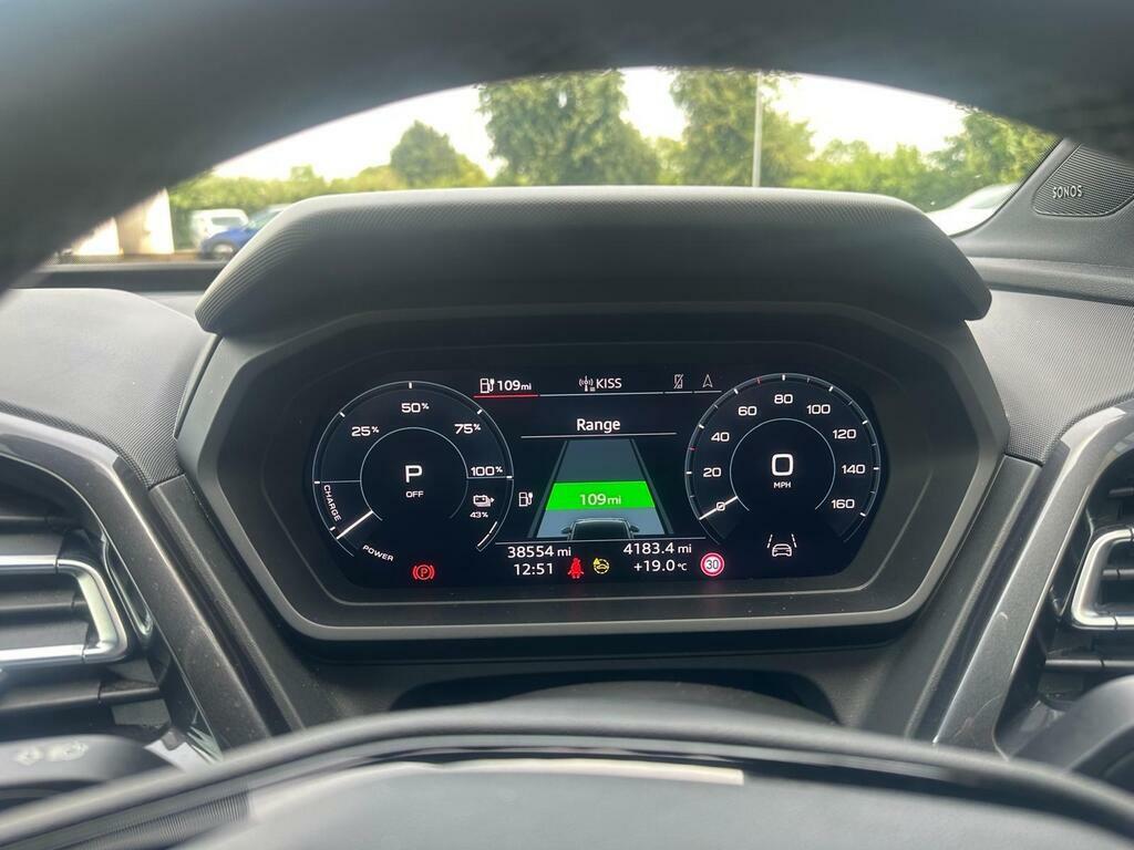 Audi Q4 E Tron Q4 S Line 40 E-tron 150,00 Kw Black #16