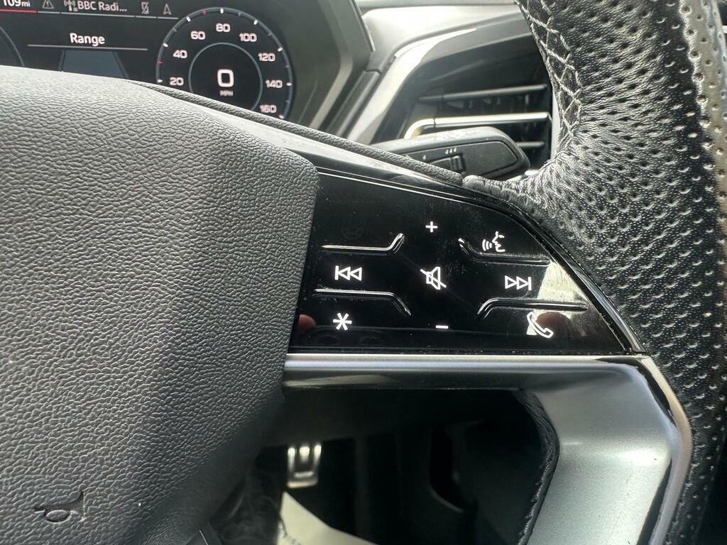 Audi Q4 E Tron Q4 S Line 40 E-tron 150,00 Kw Black #18