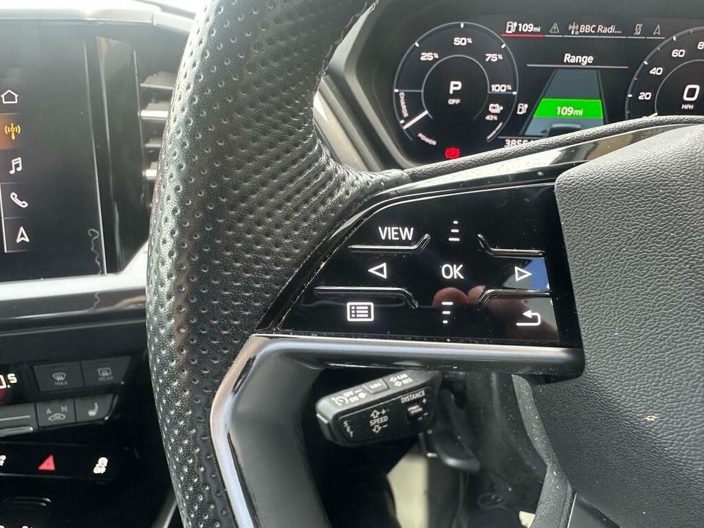 Audi Q4 E Tron Q4 S Line 40 E-tron 150,00 Kw Black #17