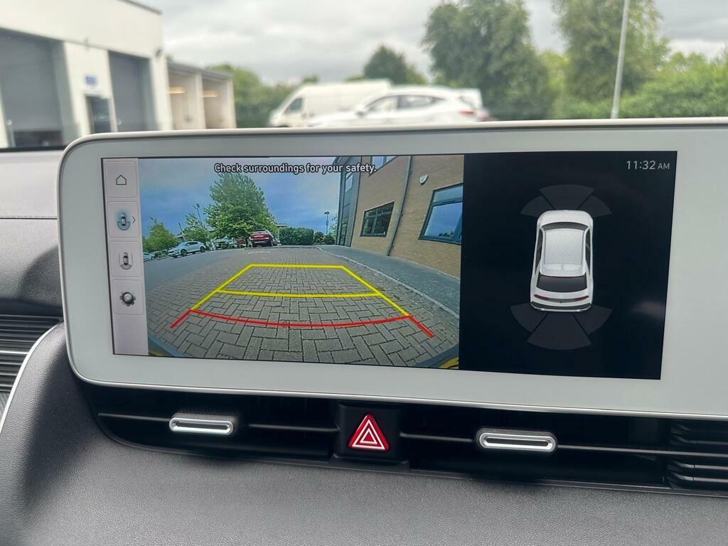 Hyundai Ioniq 5 Hatchback Green #3
