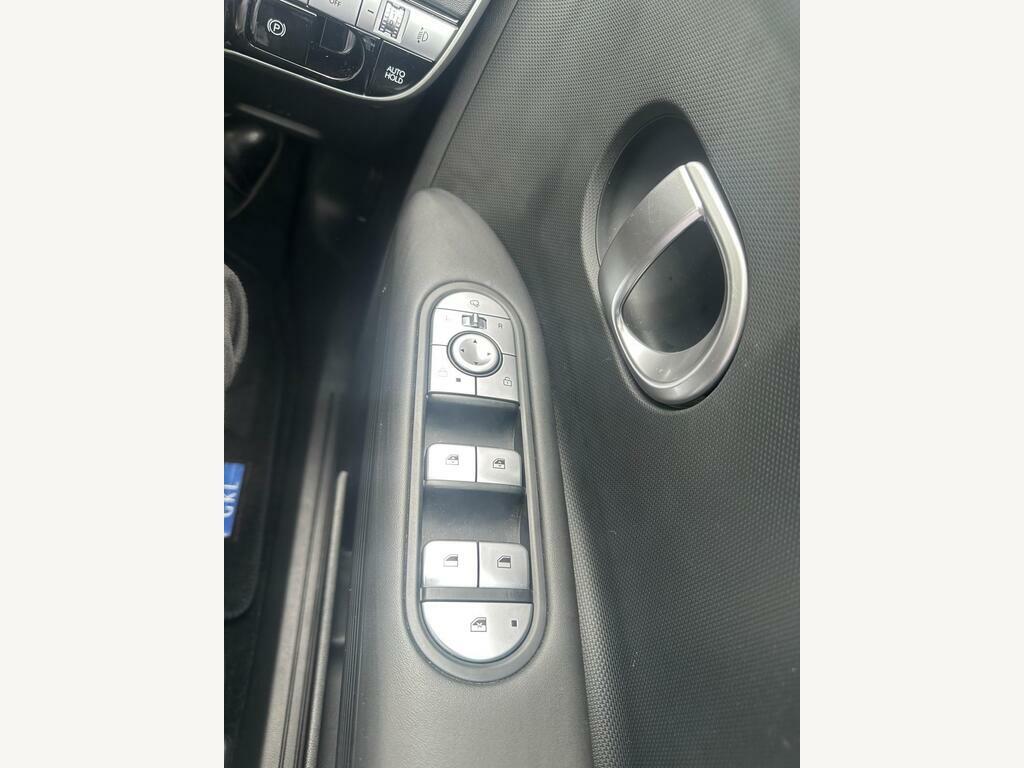 Hyundai Ioniq 5 Hatchback Green #13