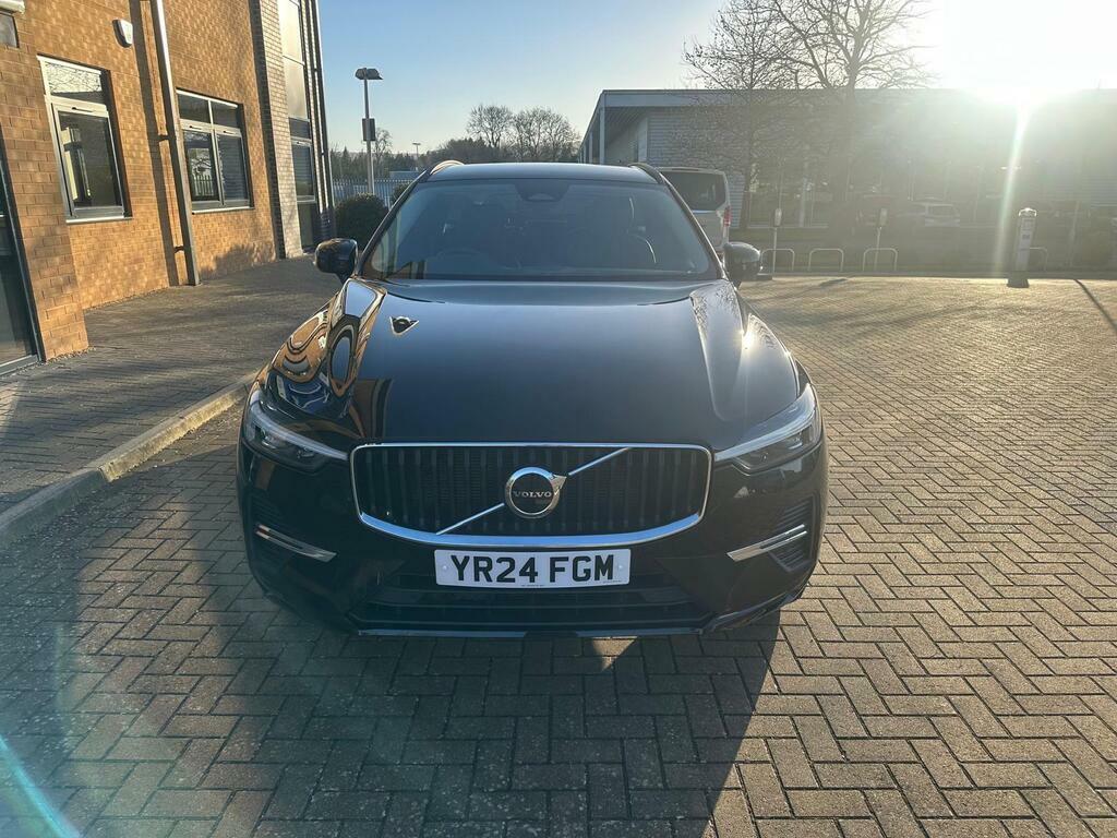 Volvo XC60 Plus Black Edition Black #16
