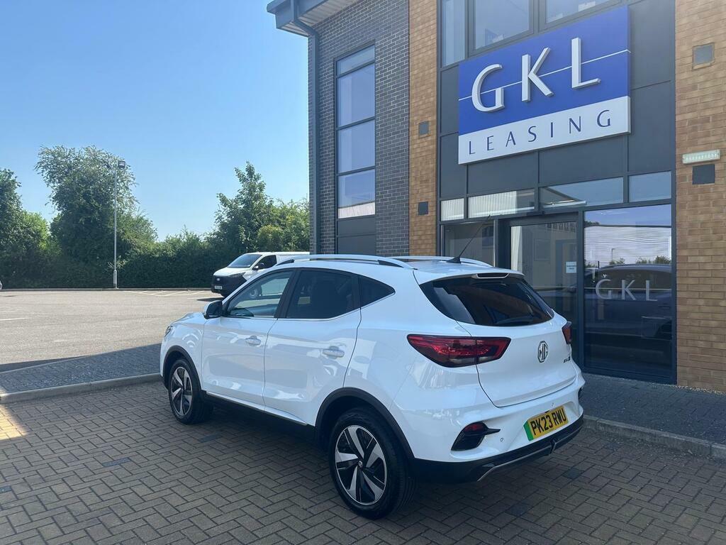 MG ZS 72.6Kwh Trophy Long Range White #5