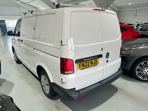 Volkswagen Transporter 2.0 Transporter T28 FN22MJX White #5
