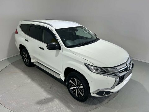 Mitsubishi Shogun Sport 2.4 Shogun Sport White #3