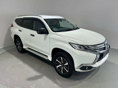 Mitsubishi Shogun Sport 2.4 Shogun Sport White