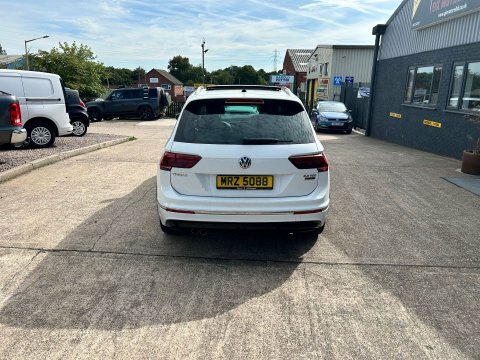Volkswagen Tiguan 2.0 Tiguan R-line MRZ5088 White #6