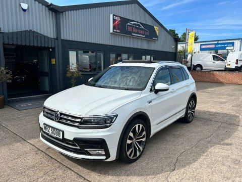 Volkswagen Tiguan 2.0 Tiguan R-line MRZ5088 White #3