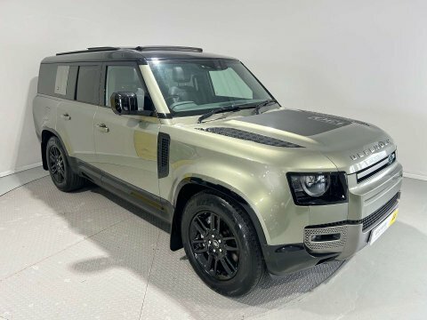 Land Rover Defender 3.0 Defender X-dynamic Green