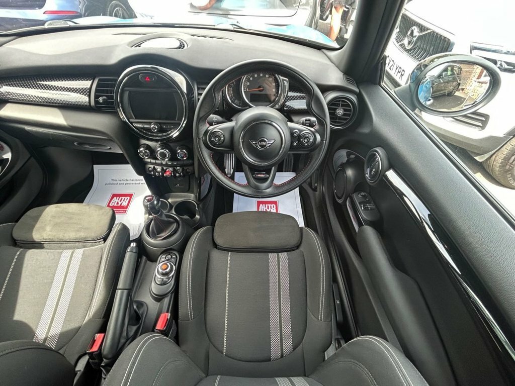 Mini Hatch 2L Cooper S Sport YC19GXE Blue #2
